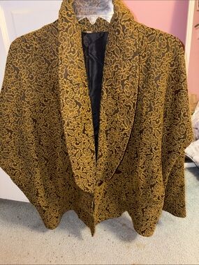 Women’s Gold-Tone Floral Jacquard Blazer